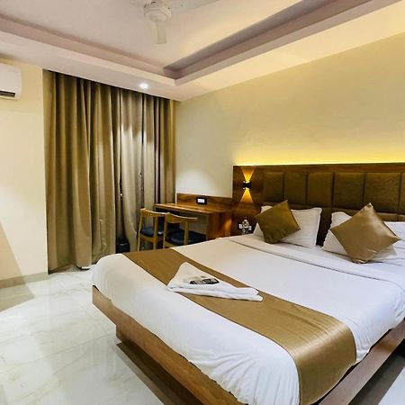 Hotel Arma Residency Mumbai Exteriör bild