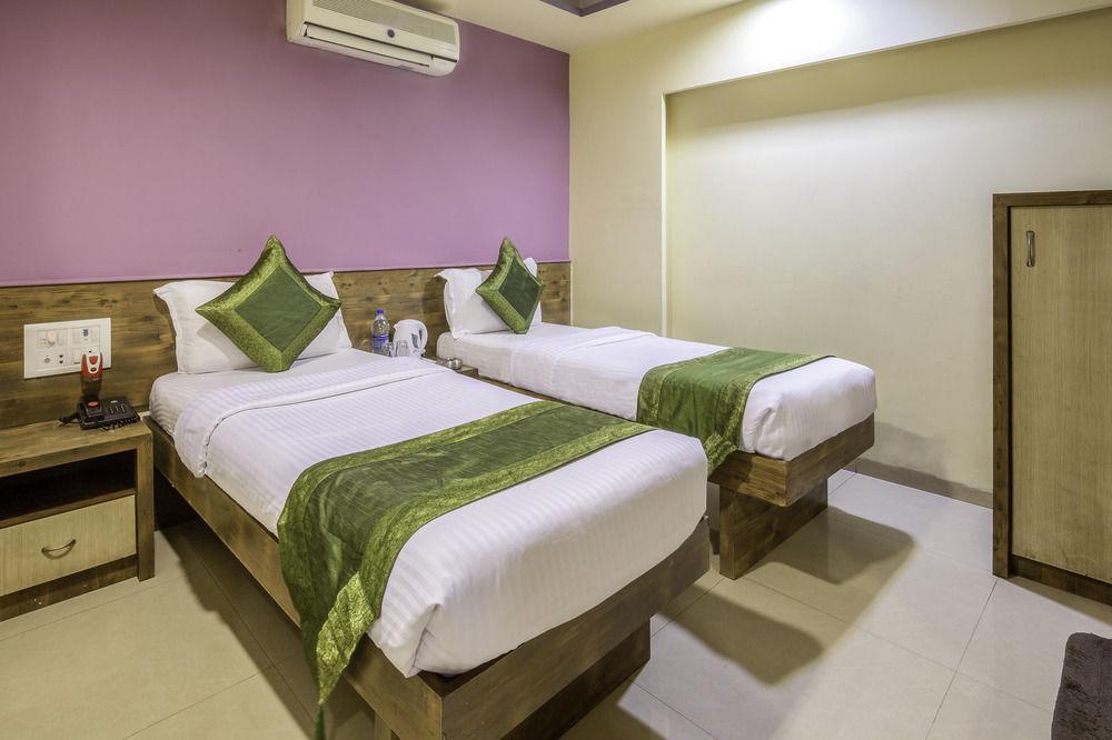 Hotel Arma Residency Mumbai Exteriör bild