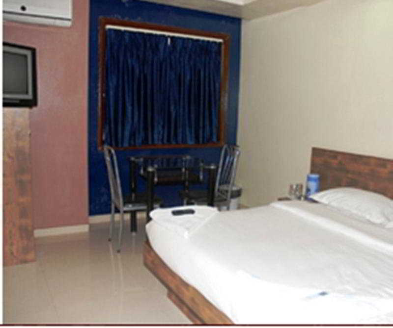 Hotel Arma Residency Mumbai Exteriör bild